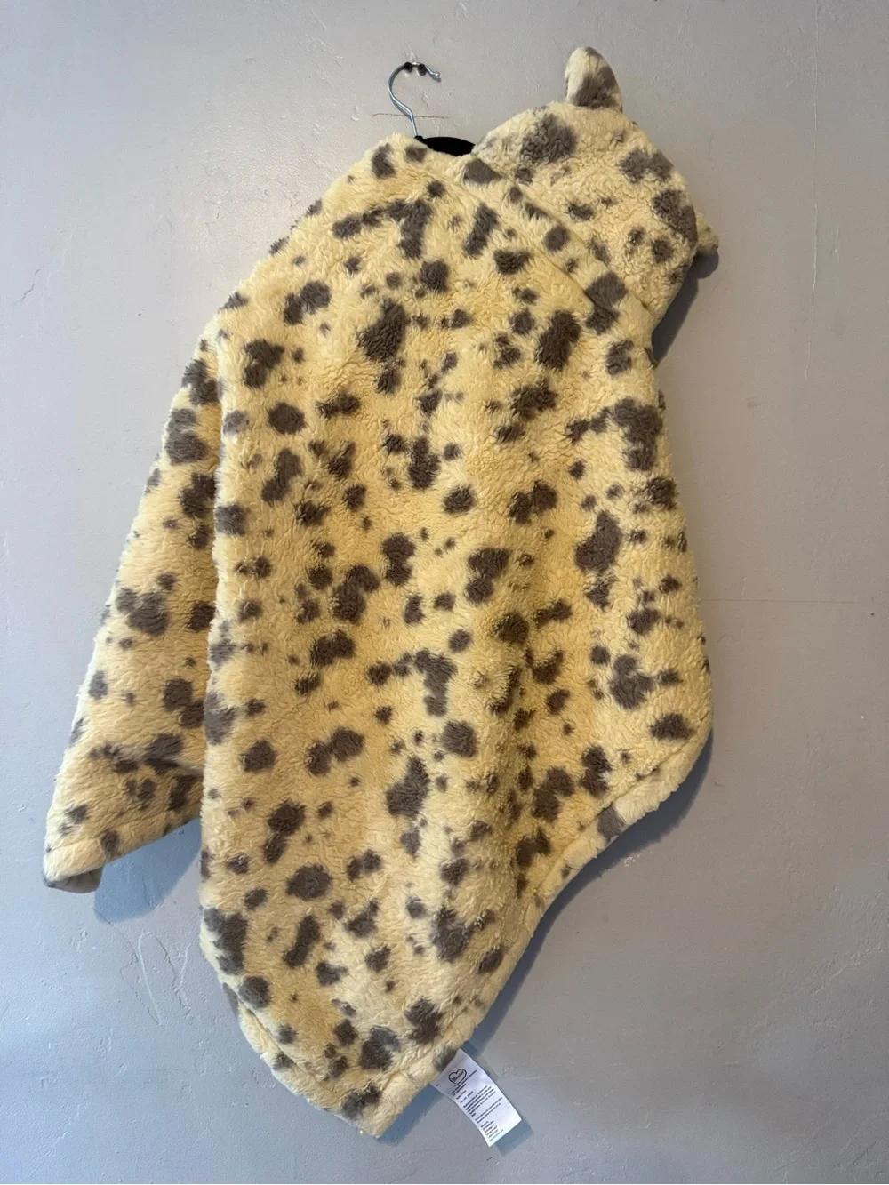 Little Miracles Plush Giraffe Hooded Blanket - Soft Tan & Gray Spot